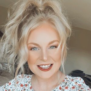 Meet your Posher, Cory